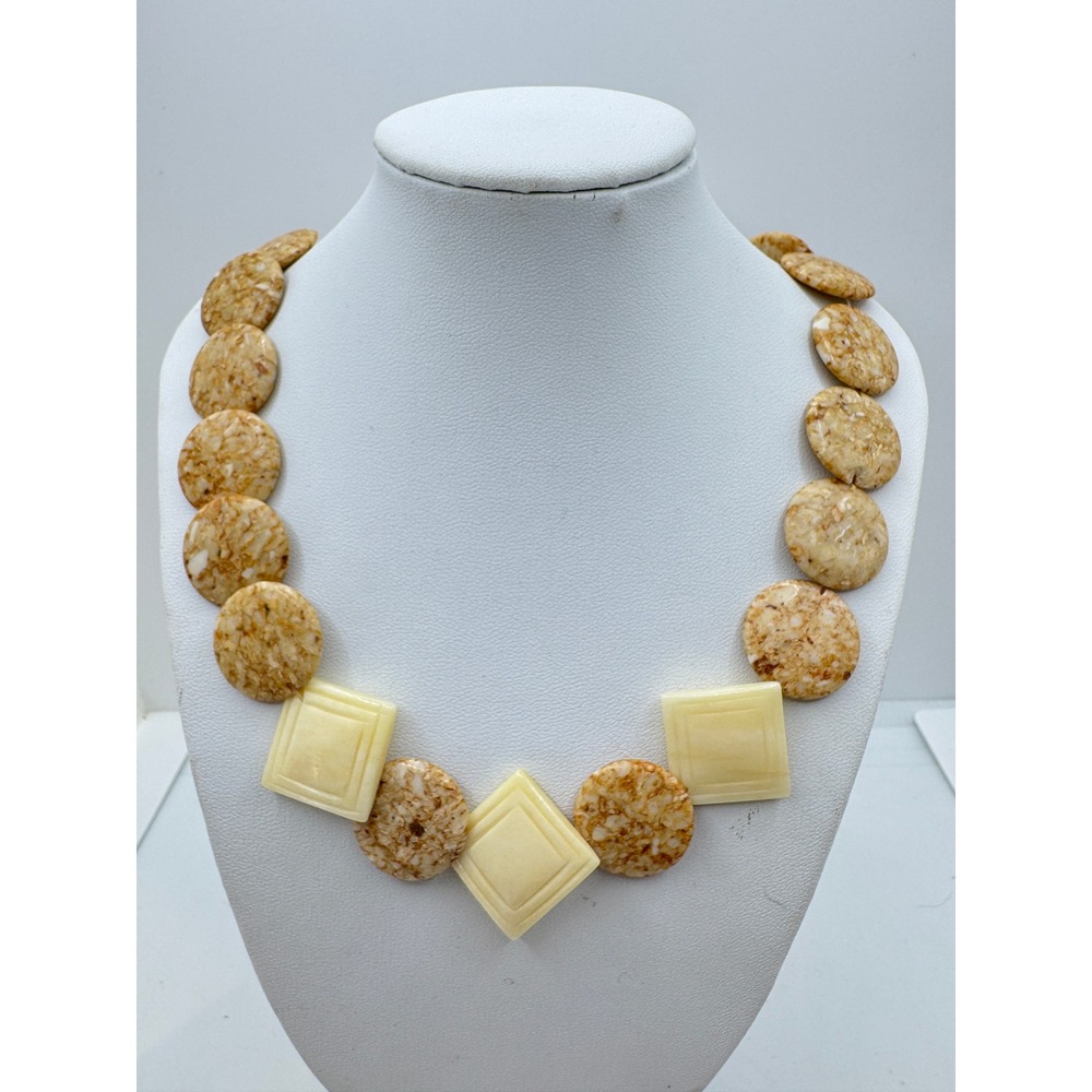 Vintage 80s Chunky Tan Cream Speckled Bead Geometric Statement Necklace